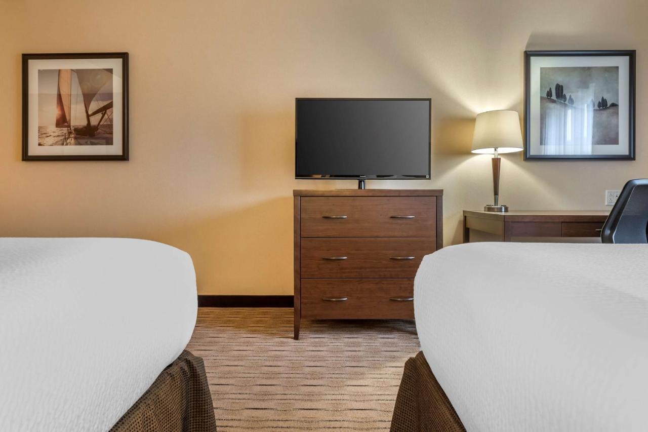 Best Western Plus, Bathurst Hotel & Suites Exteriör bild