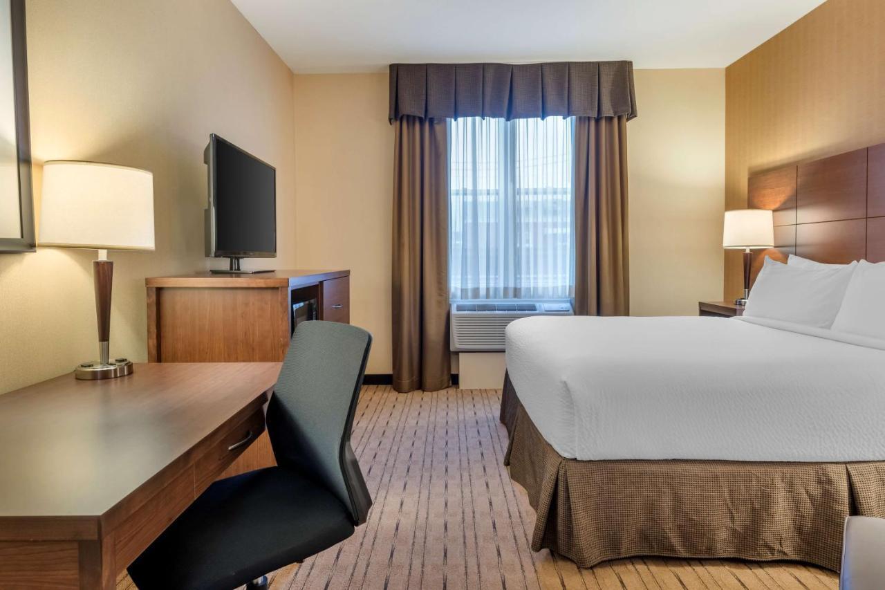 Best Western Plus, Bathurst Hotel & Suites Exteriör bild