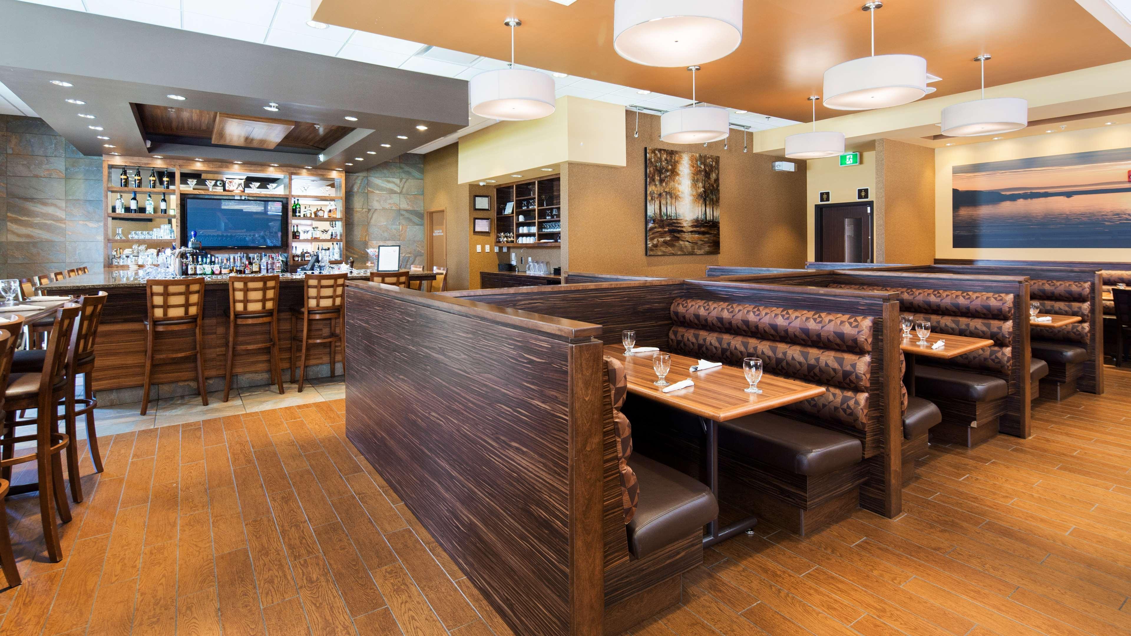 Best Western Plus, Bathurst Hotel & Suites Exteriör bild