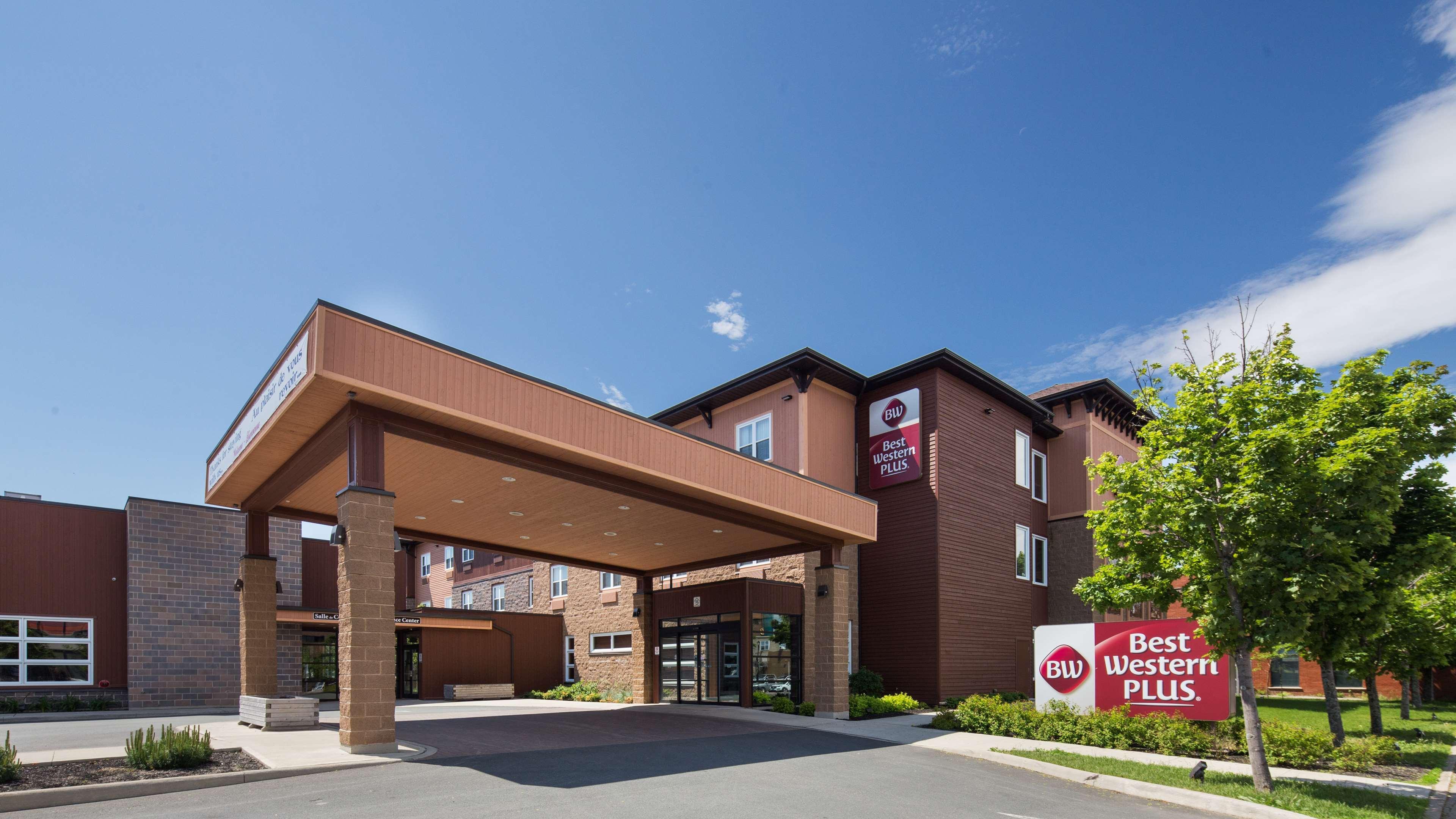 Best Western Plus, Bathurst Hotel & Suites Exteriör bild